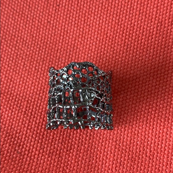 STUNNING AURELIE BIDERMANN BLACK LACE RING - Picture 5 of 5